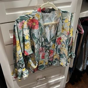 Zara floral blouse S